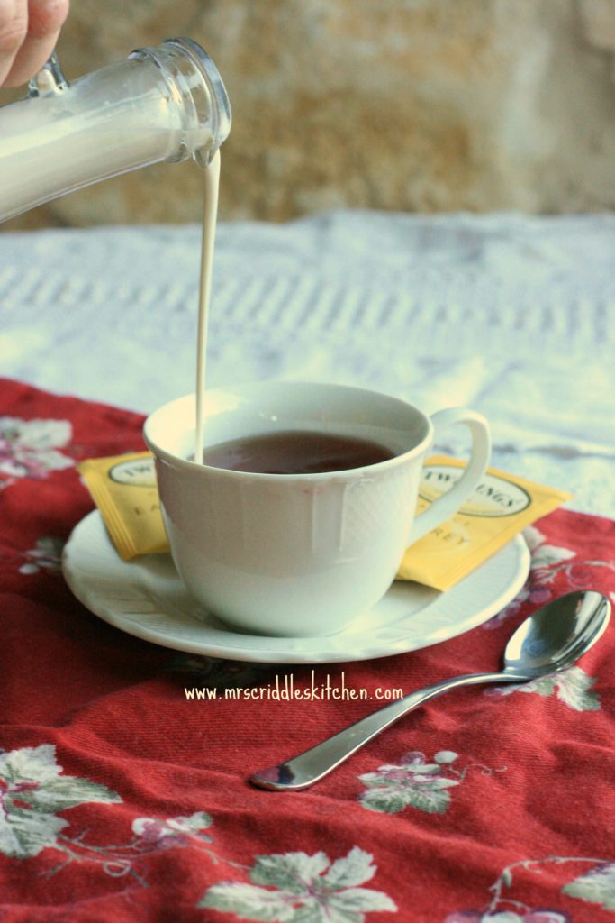 A Homemade Flavored Creamer- with out all the bad ingredients and full of flavor!